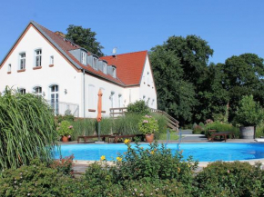 Gutshof Marienthal, Viereck